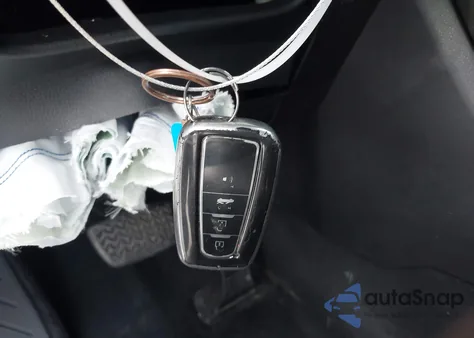 2021 Toyota Highlander Xle from USA, damaged, VIN 5TDGZRAH5MS520338